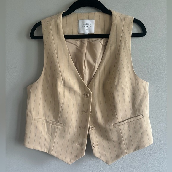 Maison D’Amelie Jackets & Blazers - Maison d'Amélie pinstripe vest S